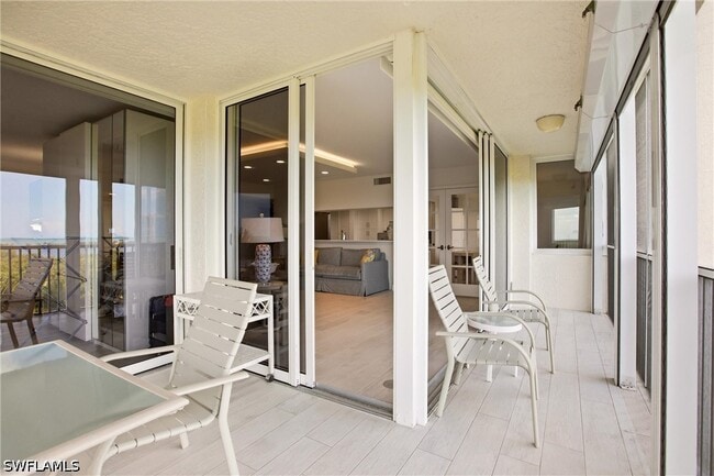 Building Photo - 5550 Heron Point Dr