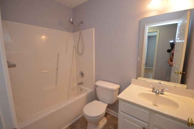 Building Photo - 5725 Stone Crystal Dr