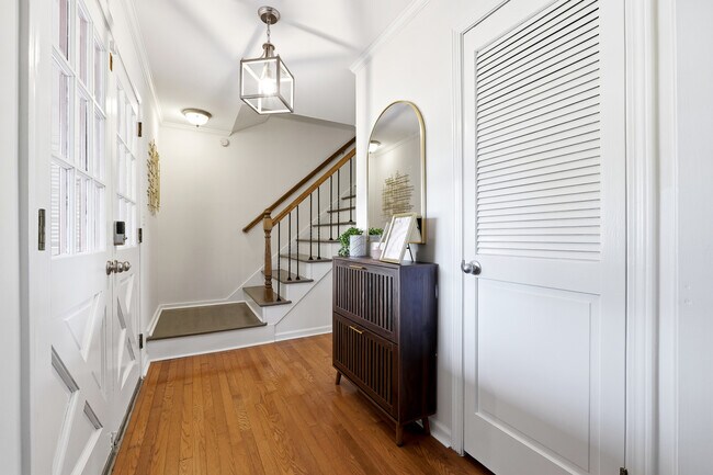 Building Photo - 520 Willeo Rd