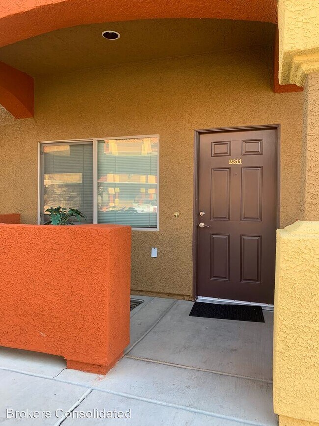 2 br, 2 bath House 890 Kitty Hawk 2211 890 Kitty Hawk Dr Mesquite