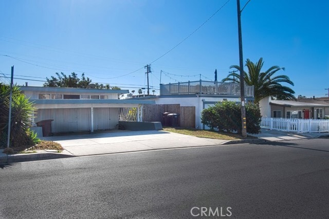 Building Photo - 221 Avenida Rosa