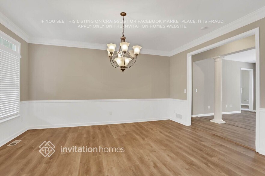 Building Photo - 87 Golden Aster Trce