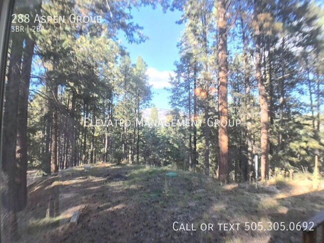 Building Photo - Jemez Mountains 3 bedroom with an open lay...