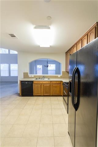 Building Photo - 10371 Darkwood Dr