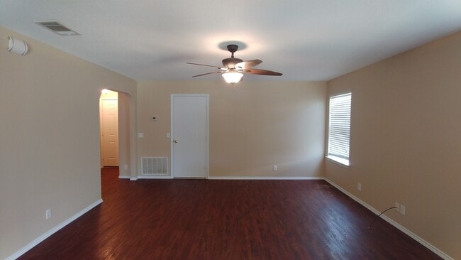 Building Photo - 244 Langely