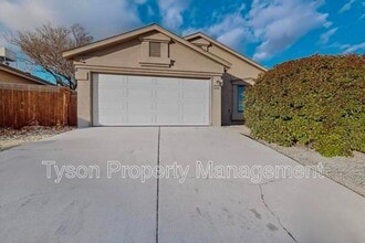 Building Photo - 11015 Connemara Dr SW