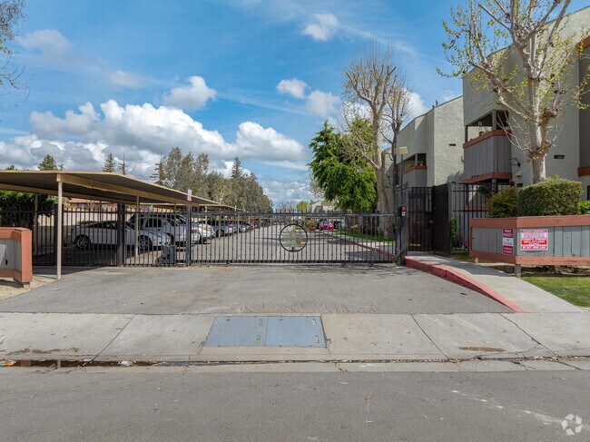 Building Photo - Valhalla Apartments
