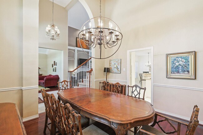 Building Photo - 2532 Hickory Ridge Dr