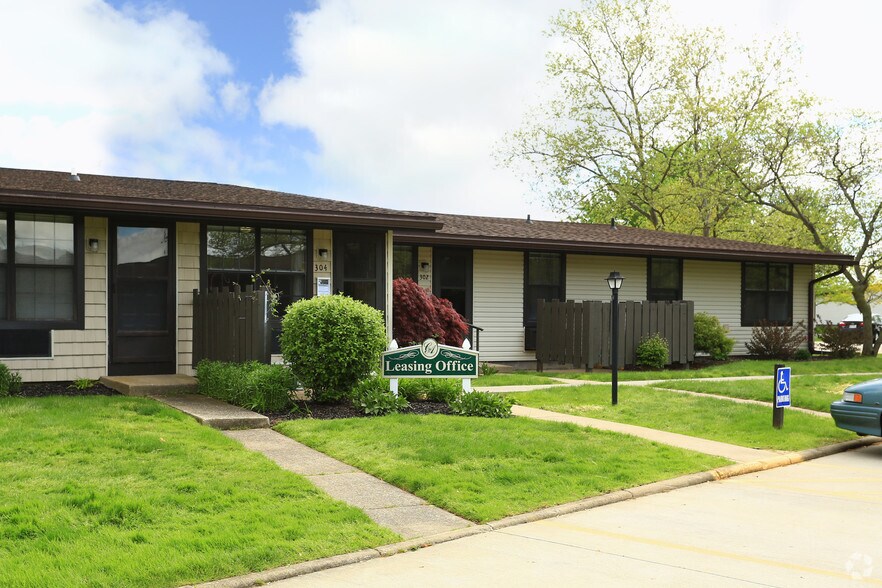 Chestnut Acres Apartments 304 Kildeer Ln Elyria OH 44035 Apartment