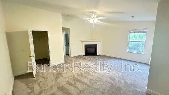 Building Photo - 11731 Mezzanine Dr