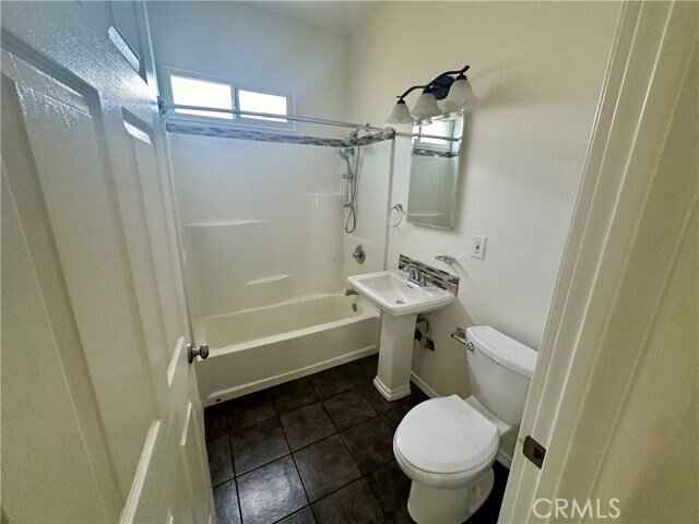 Building Photo - 1760 N Las Palmas Ave