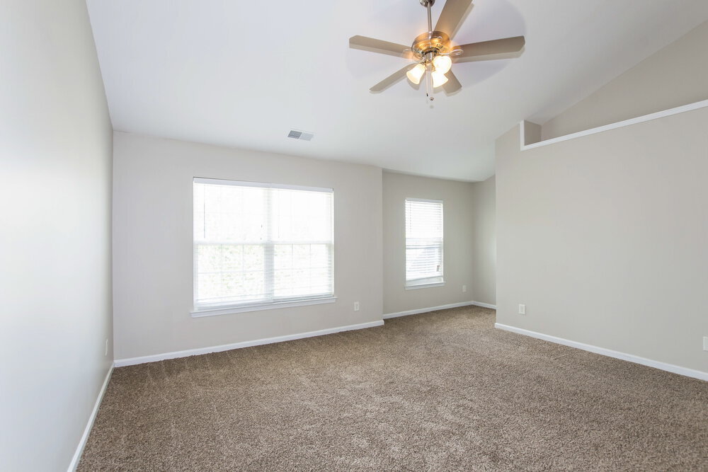 Building Photo - 4724 Sunburst Ln