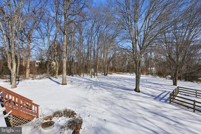 Building Photo - 35298 Scotland Heights Rd