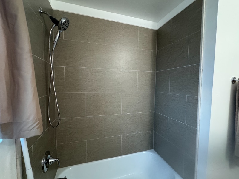 Building Photo - 40781 Acacia E Ave