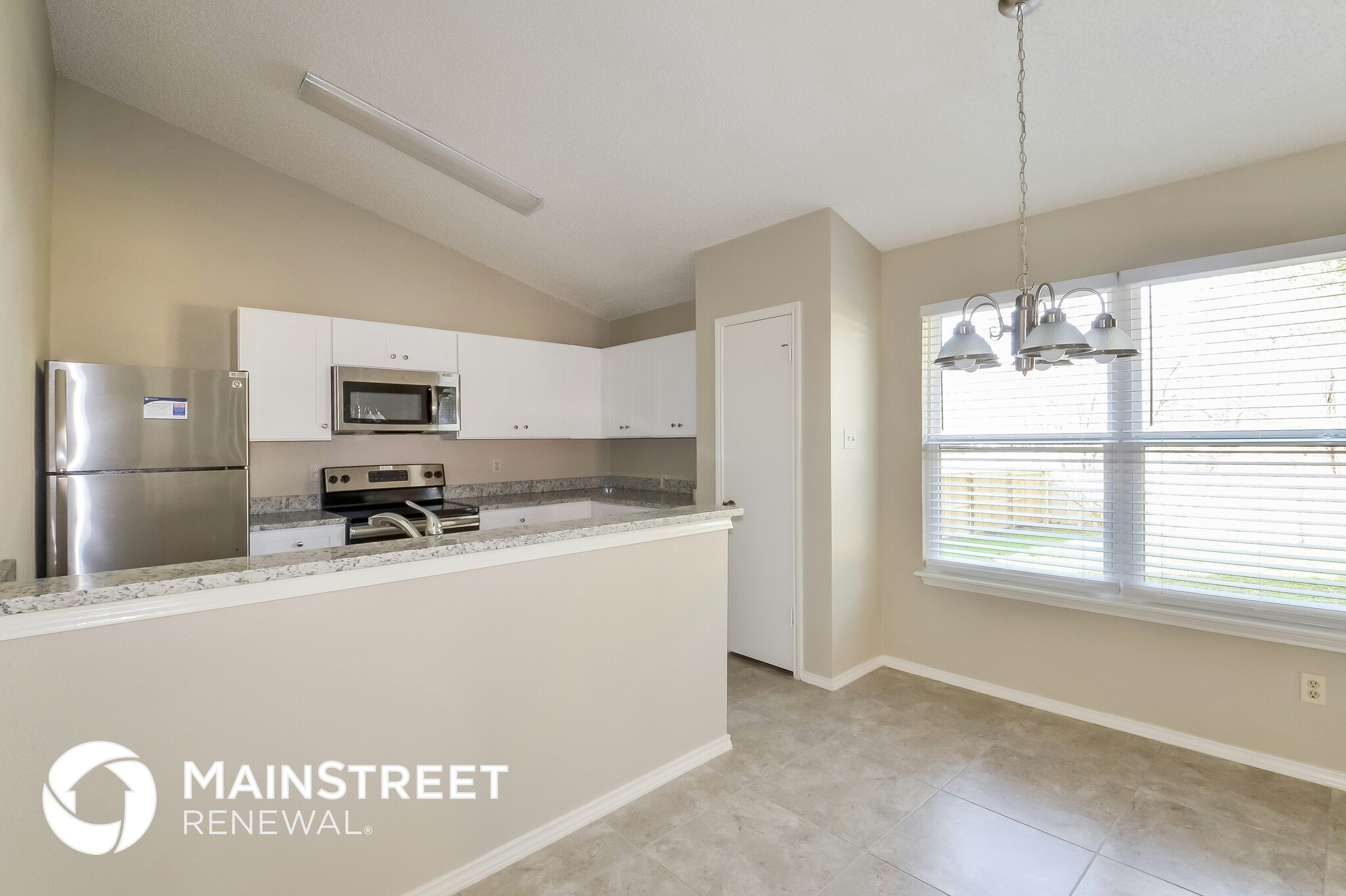 Building Photo - 5635 Sunup Dr