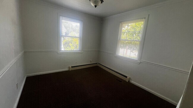 Building Photo - 3607 Bart St