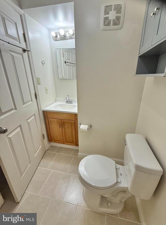 Building Photo - 8349 Windfall Rd