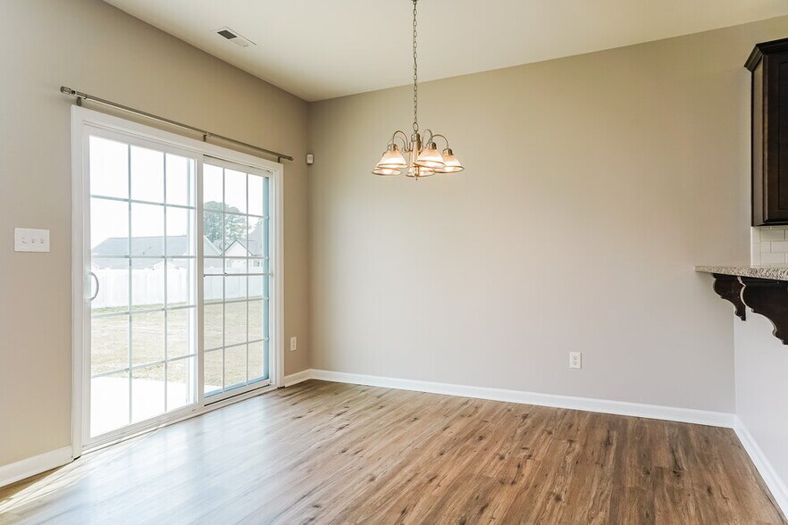 Building Photo - 238 Grovemere Ln