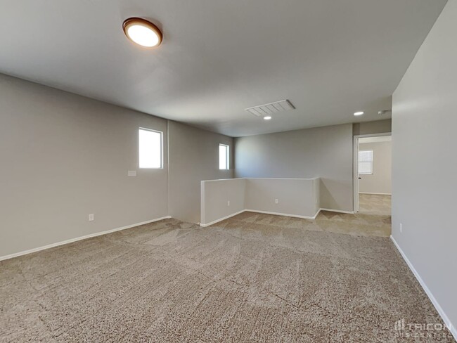 Building Photo - 1169 N 163rd Dr