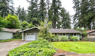 Building Photo - Tranquil Environment: 3 Bed, 1 Bath House