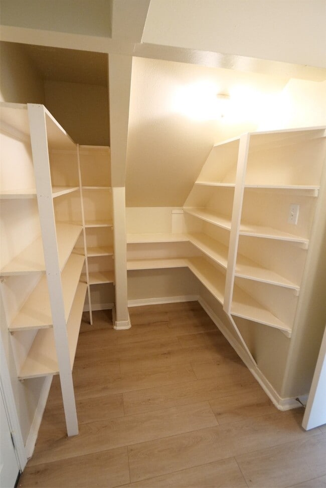 Building Photo - 24731 Cobble Canyon Ln