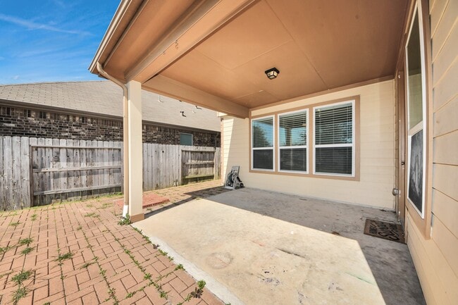 Building Photo - 24123 Adobe Ridge Ln