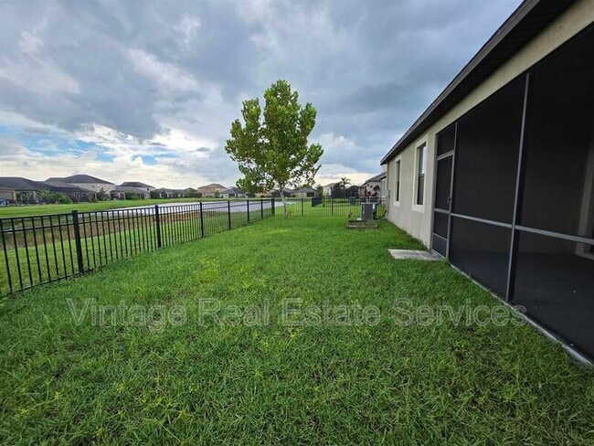 Building Photo - 10049 Victory Gallop Loop