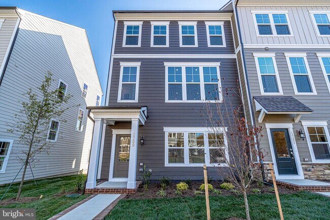 Building Photo - 1759 Autumn Maple Leaf Dr