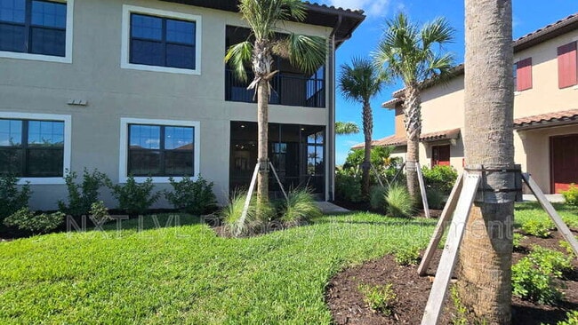 Building Photo - 15319 Lucerna St