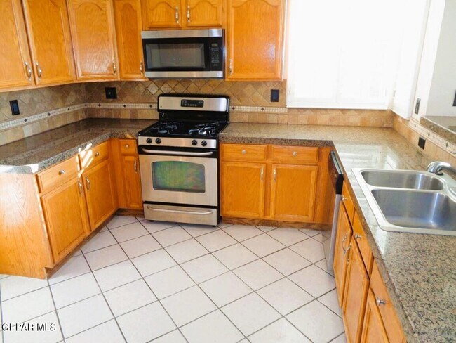 Building Photo - 7072 Luz De Espejo Dr