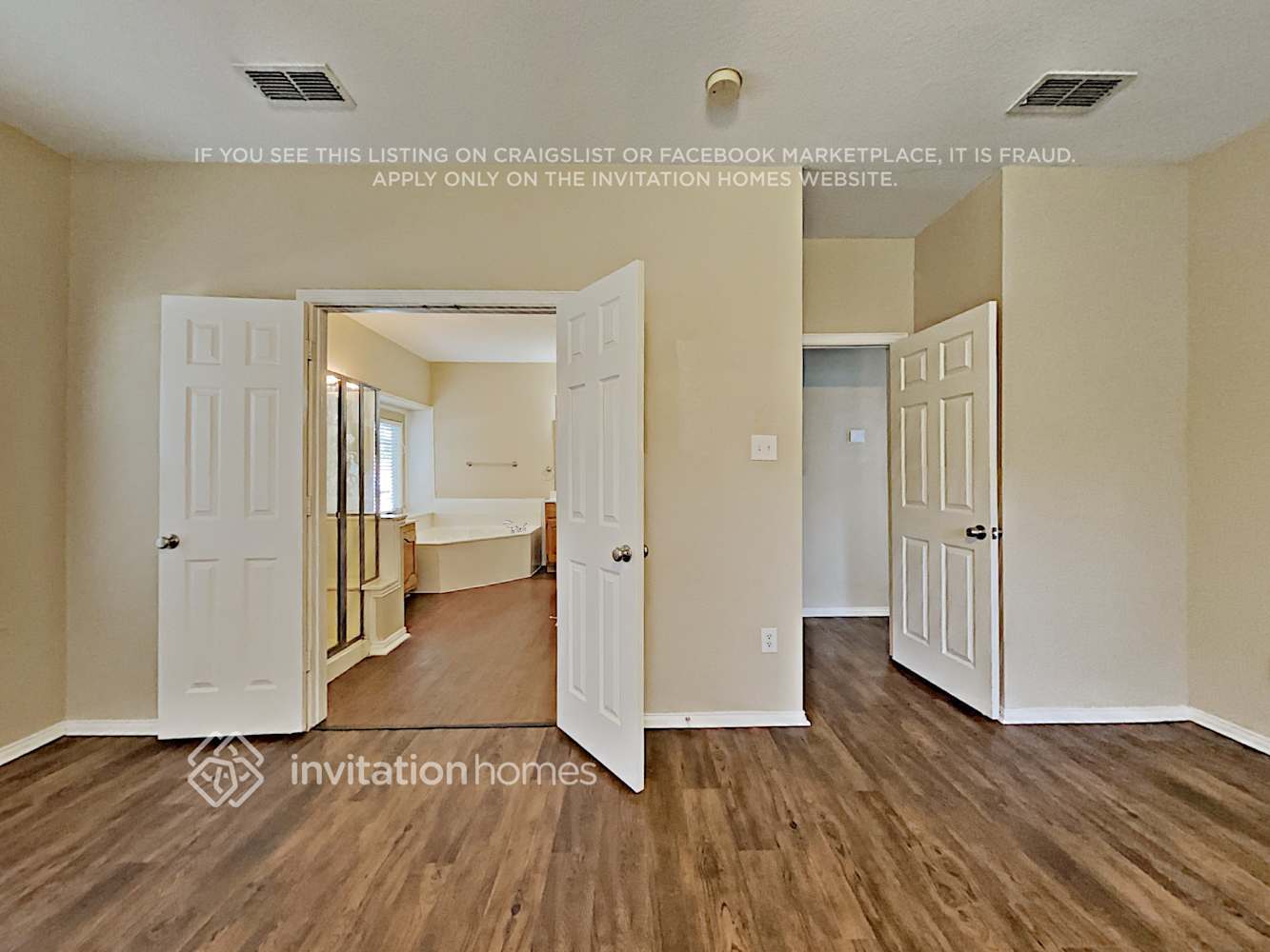 Building Photo - 4000 Iris Ct