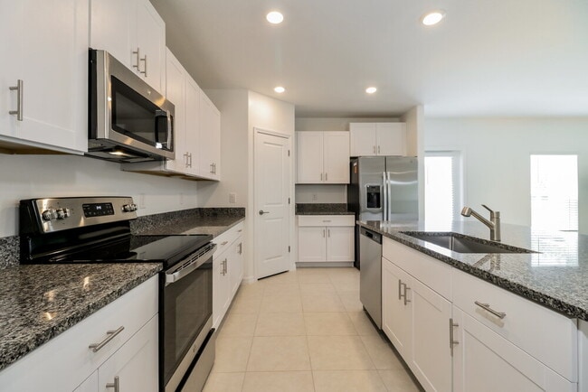 Building Photo - 2141 Skybrooke Blvd