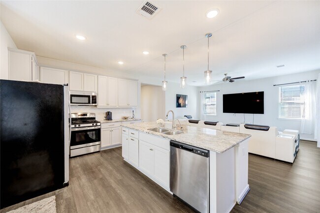 Building Photo - 7806 Wyndham Hbr Ct