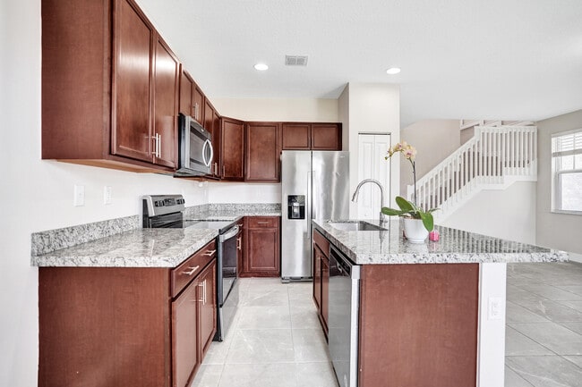 Building Photo - 4926 NW 48th Terrace