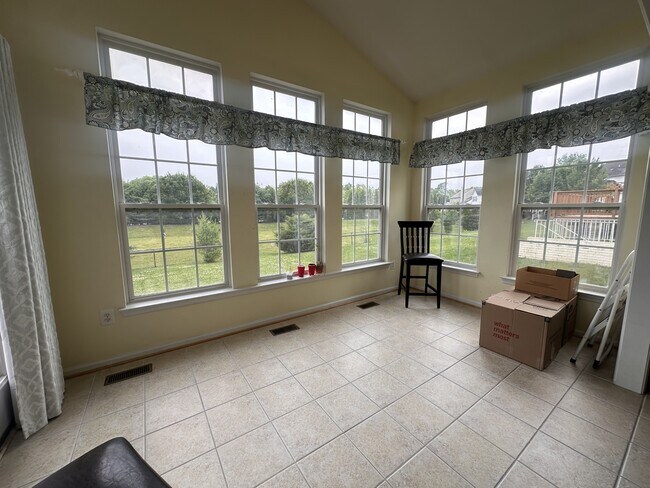 Building Photo - 132 Richwood Hall Rd