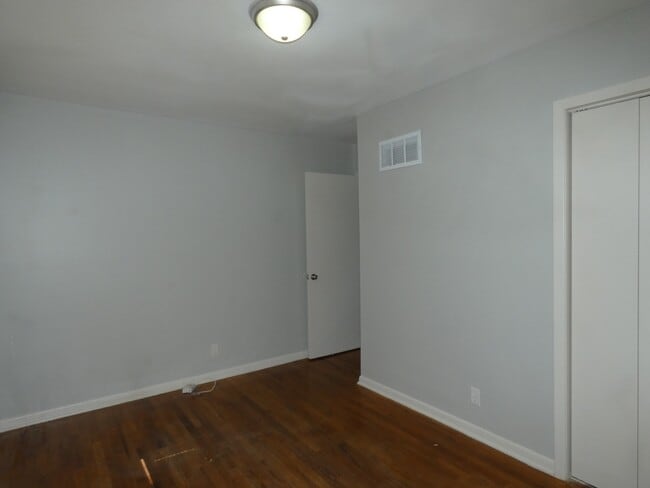 Building Photo - 4801 NW 61st St