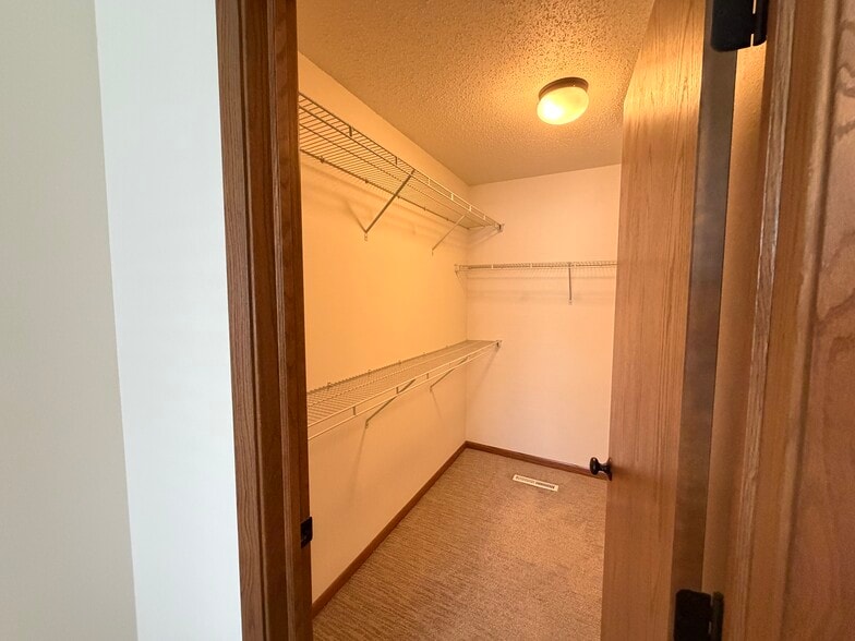 Building Photo - 2420 5th St W