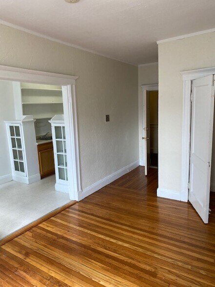 Building Photo - 1209 Boylston St