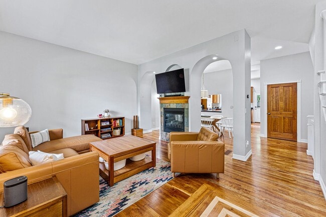 Building Photo - 3 bed, 4 bath LoHi single family home with 2 car detached garage