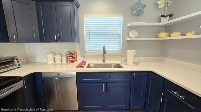 Building Photo - 681 Lake June Rd