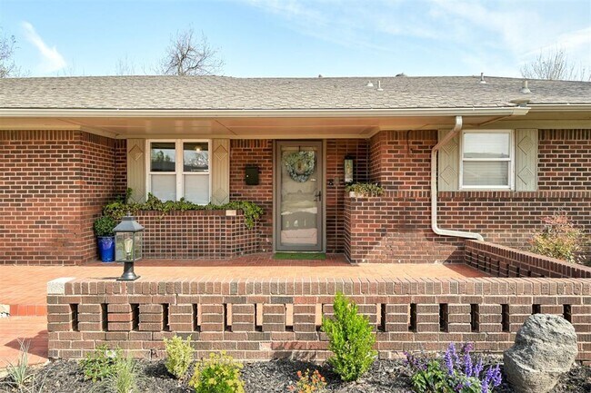 Building Photo - 3127 NW 69th St