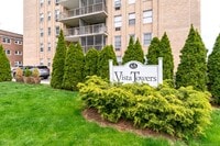 Building Photo - 65 Glenbrook Rd