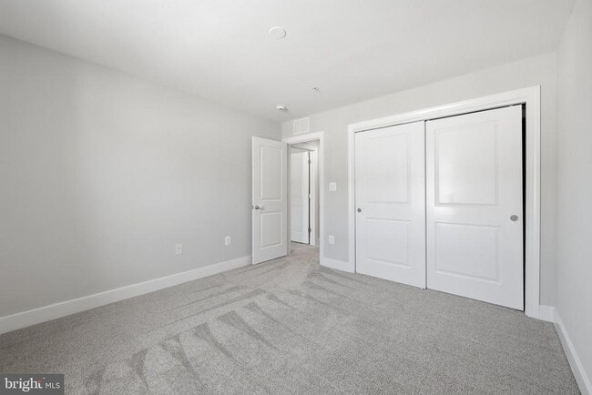 Building Photo - 43976 Vaira Terrace