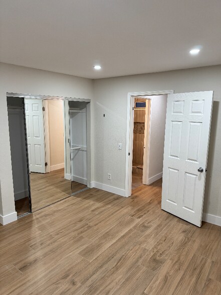 Building Photo - 3619 43rd St