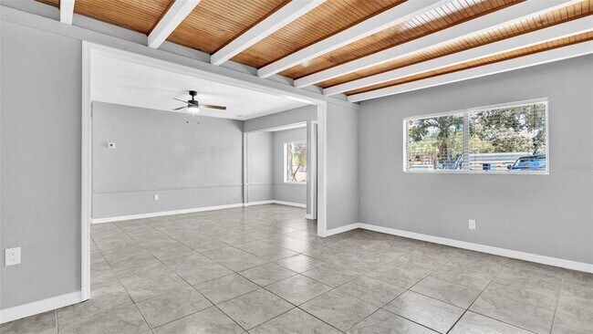 Building Photo - 6801 46th Ave N