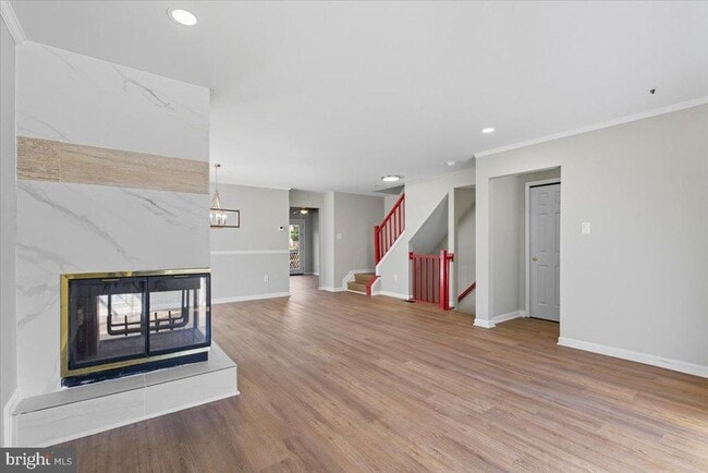 Building Photo - 9208 Fairlane Pl