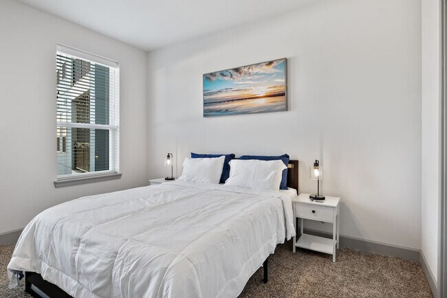 Building Photo - 5828 New Hope Blvd