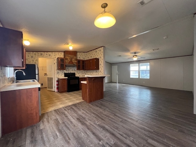 Building Photo - 56 Willowbrook Ct