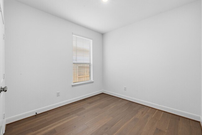 Building Photo - 15222 Canyon Rapids Rd