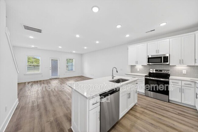 Building Photo - 3611 Bridleton Ridge Trail